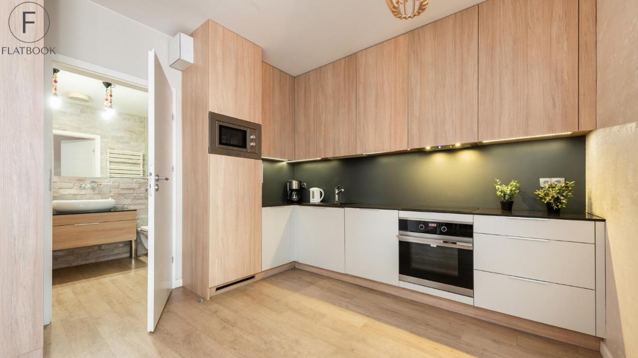 גדנסק Flatbook - City Center Spa Apartments Torunska מראה חיצוני תמונה
