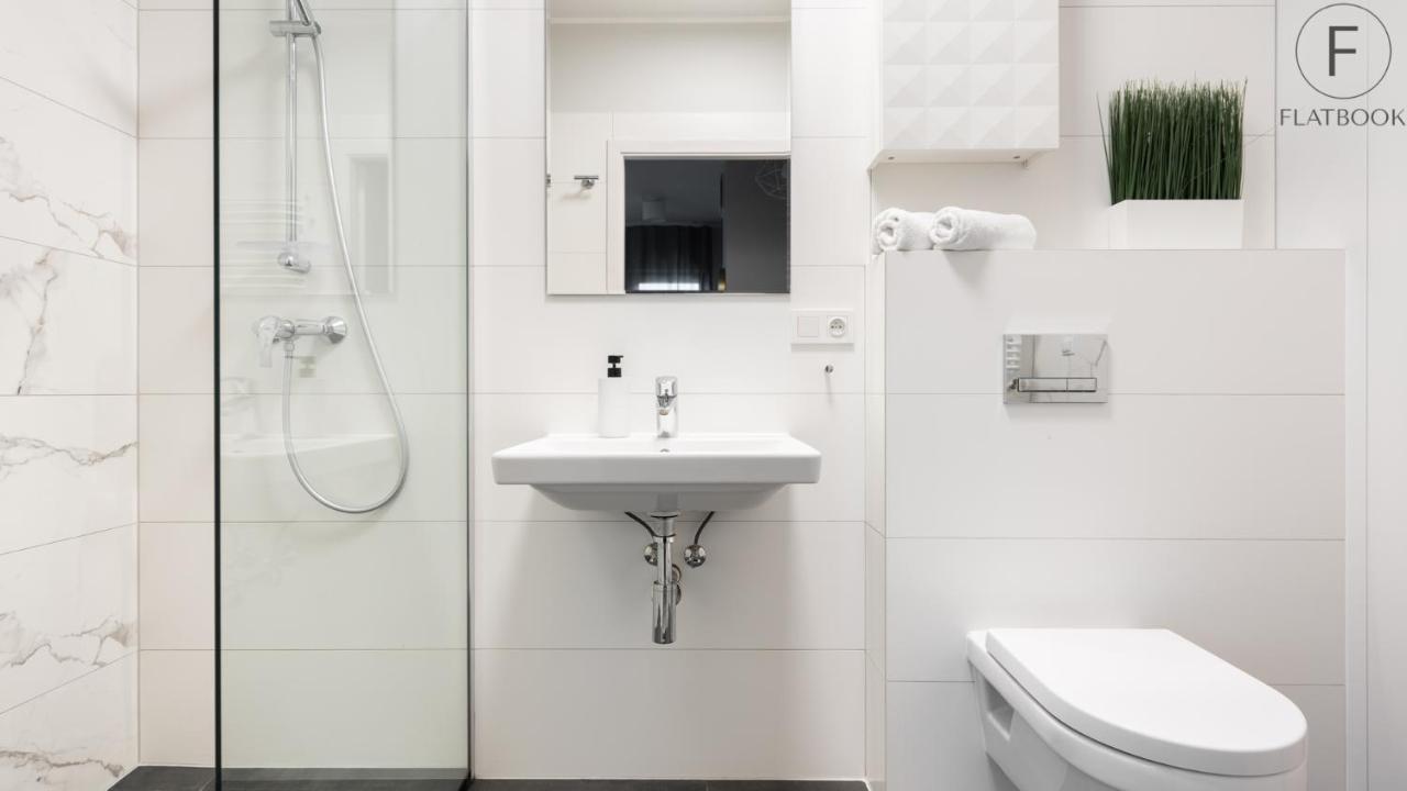 גדנסק Flatbook - City Center Spa Apartments Torunska מראה חיצוני תמונה